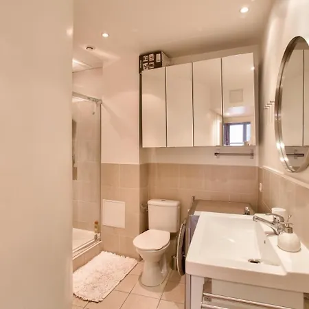 La Boetie - 8 Appartement Paris